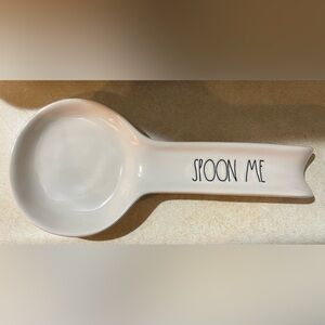 RAE DUNN “spoon me” spoon rest